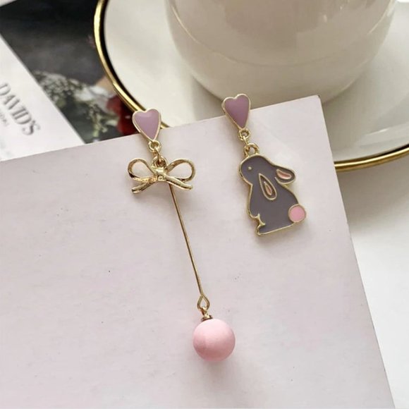 Elegant Lilac Bunny Earrings - Picture 1 of 5